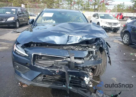 2025 Volvo V60 Cross Country B5 Ultra from USA, damaged, VIN YV4L12WL9S2147185